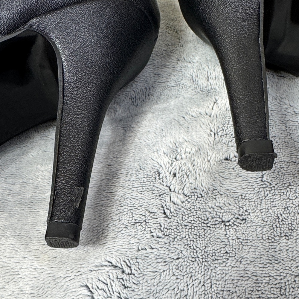 Fergalicious by Fergie “Captain” Studded Ankle Booties - Black - Size 7 - EUC - Picture 11 of 15